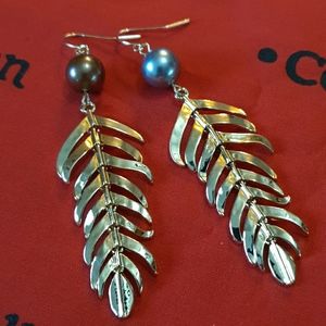 NWT 14k gold plated earrings with Tahitian Pearl